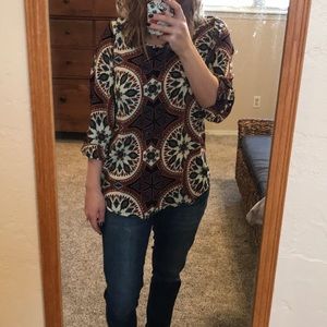 Patterned silky shirt